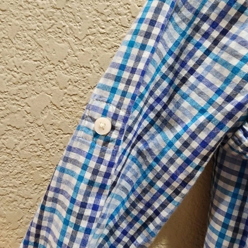 Childrens Place Long sleeve blue and white plaid button up shirt Size S 5/6